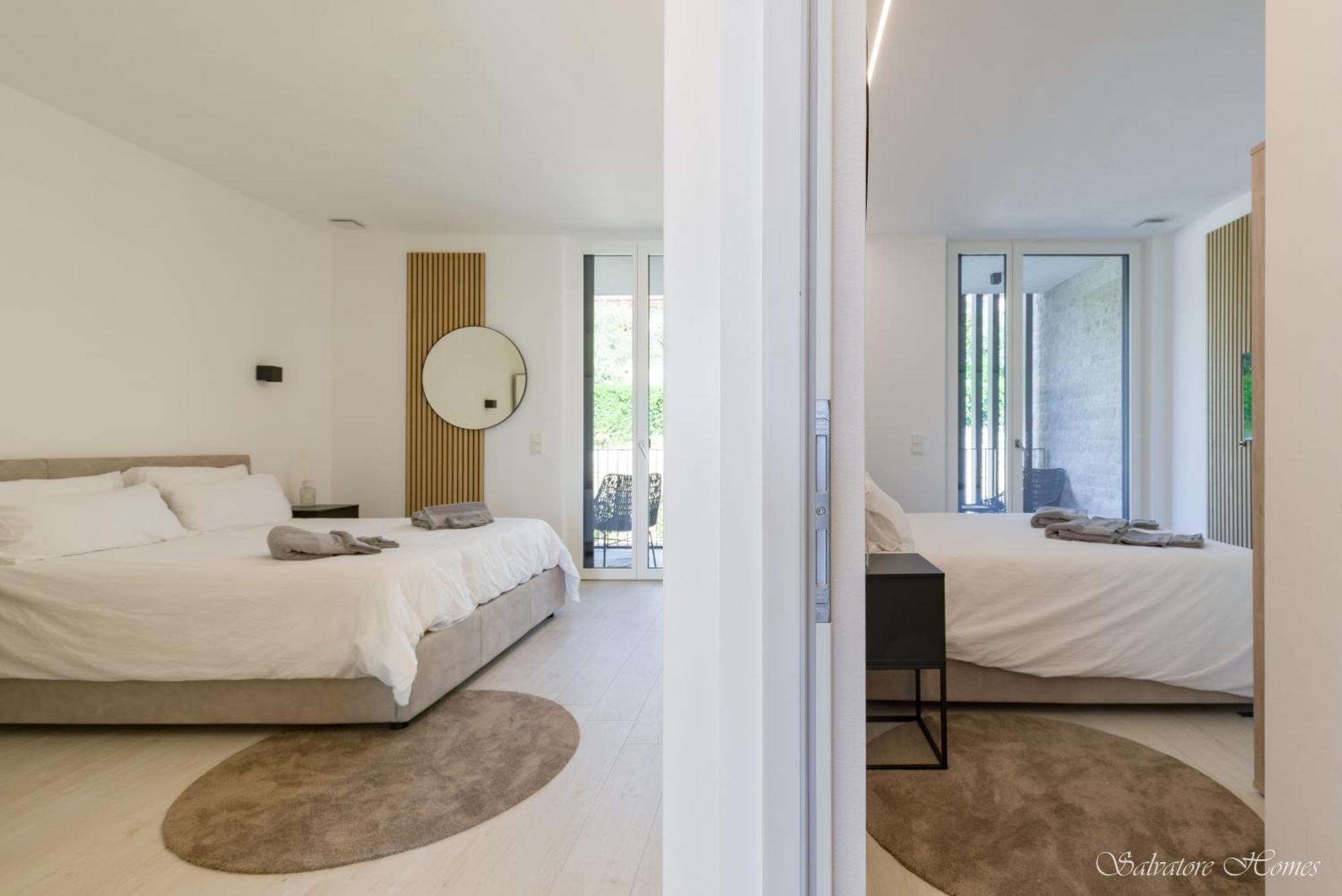 Salvatorehomes - Luxurious Dreamview Waterfront Apartment In Torri Del Benaco With Pool - Casa Azura - A 5 Star Luxury Collection At Lake Garda Zewnętrze zdjęcie